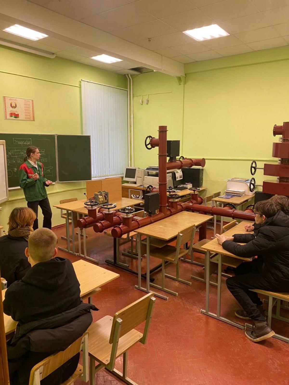 Определить специальность по образованию